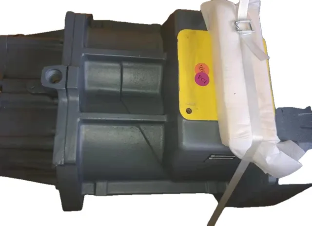 Atlas Copco 1616677070 oil-free screw compressor air end, thumbnail 2