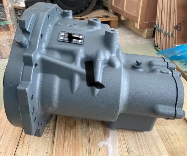 Atlas Copco Oil-injected screw air end element reference view for part number 1616774591, view-01