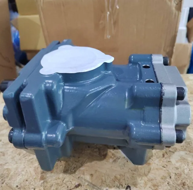 Atlas Copco Oil-injected Screw service air end element reference view for part number 1616903490, view-01